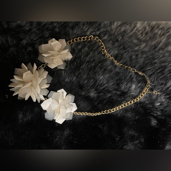 Necklace - Picture 2 of 3